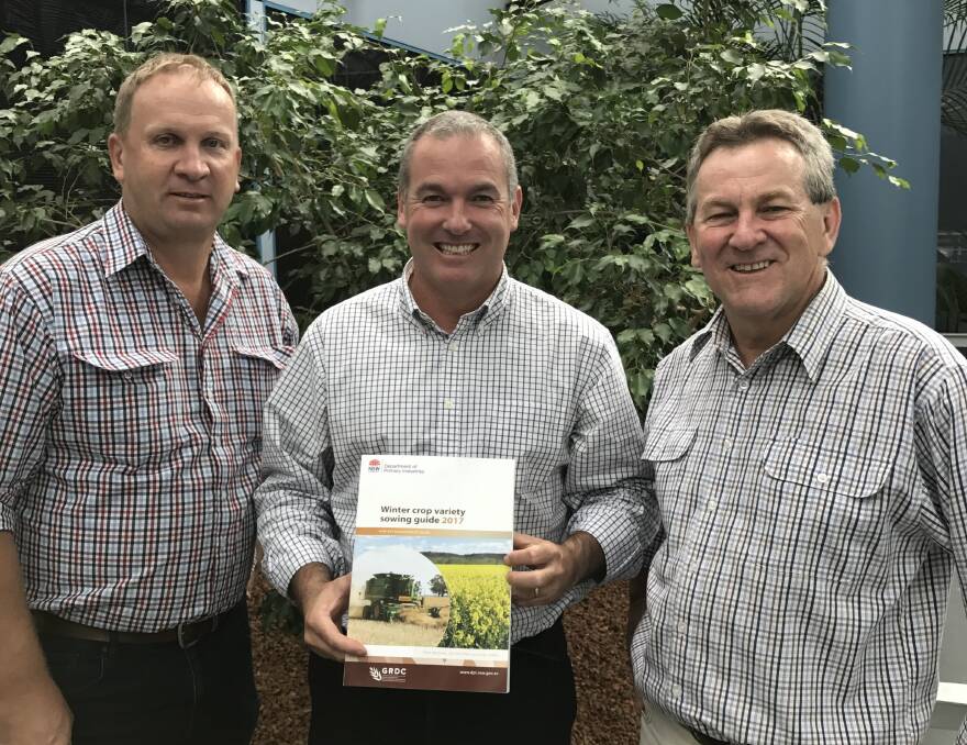 WINTER GUIDE: NSW DPI Specialist Grain Services Peter Matthews, NSW DPI Director General Scott Hansen, and NSW DPI Technical Specialist, Don McCaffery. 