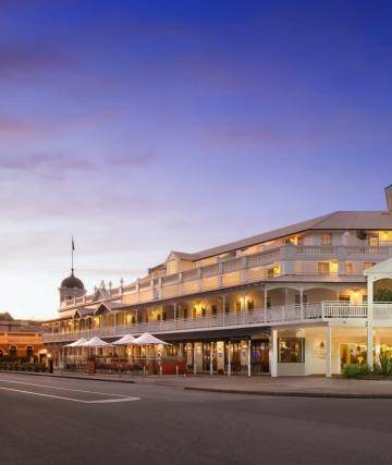 Esplanade Hotel Fremantle.