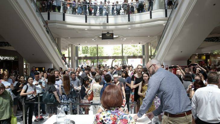 Crowds line up to see former prime minister Julia Gillard at a book signing at the Canberra Centre. Photo: Jeffrey Chan