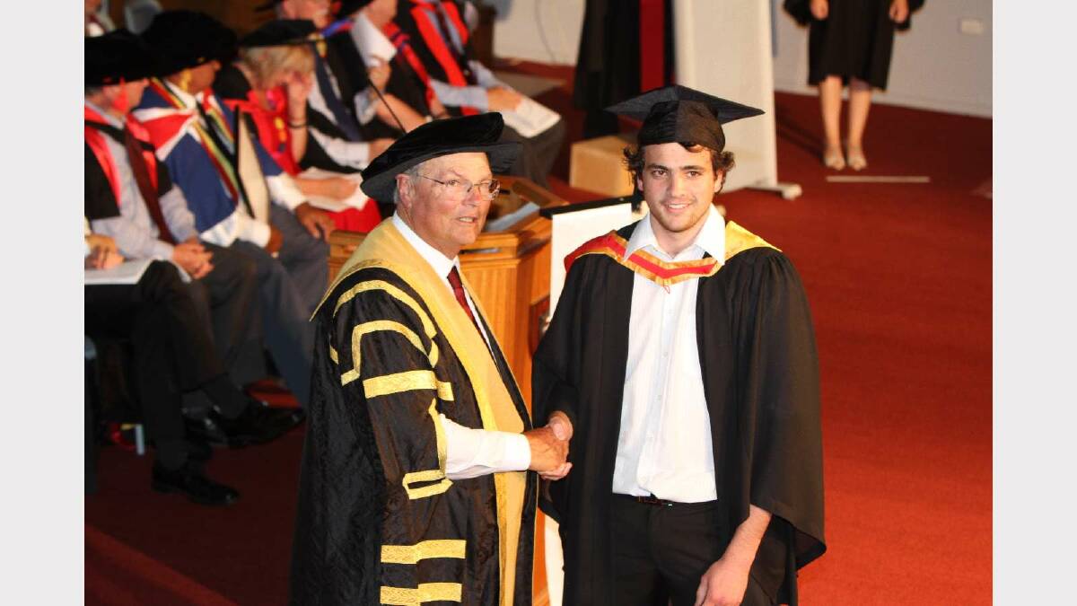 Graduating from Charles Sturt University with a Bachelor of Veterinary Biology/Bachelor of Veterinary Science is Simon Willis. Picture: Daisy Huntly