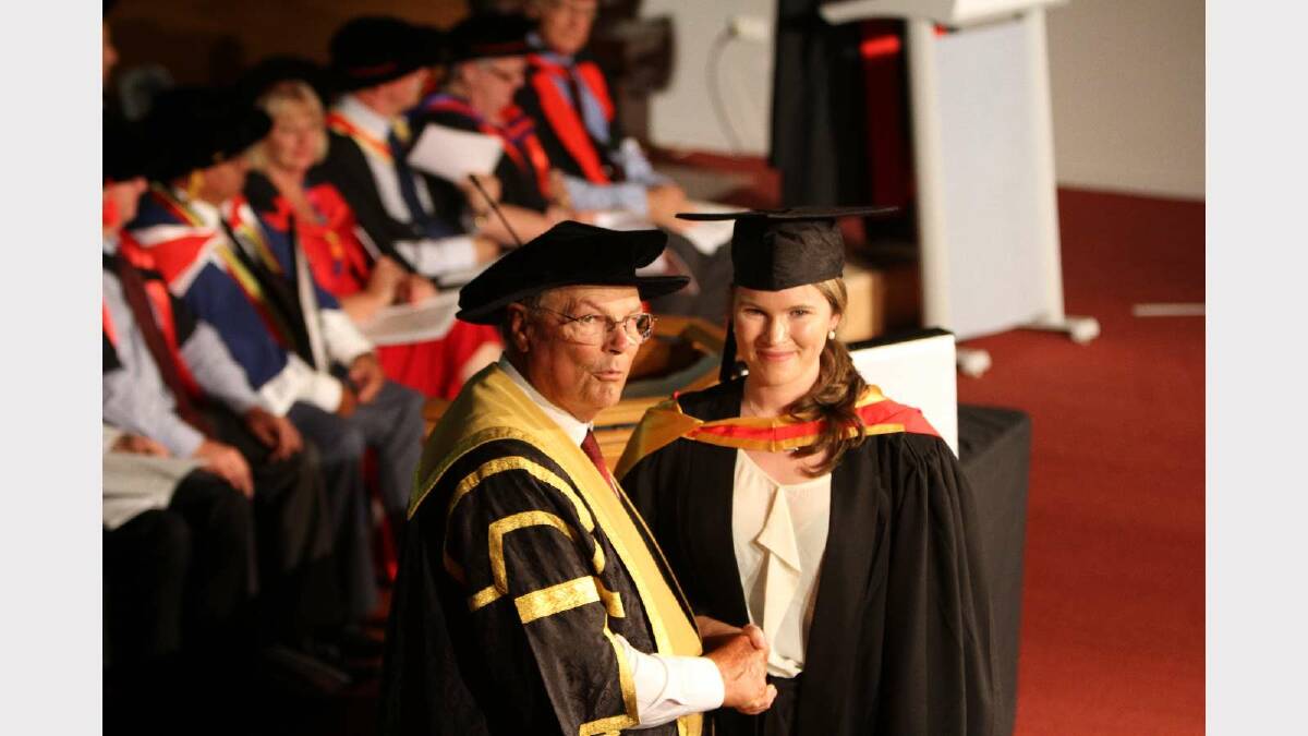 Graduating from Charles Sturt University with a Bachelor of Veterinary Biology / Bachelor of Veterinary Science (Honours) is Freya Worne. Picture: Daisy Huntly