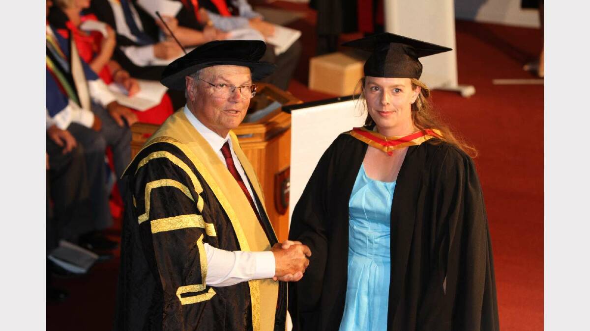 Graduating from Charles Sturt University with a Bachelor of Veterinary Biology/Bachelor of Veterinary Science is Elizabeth Cooper. Picture: Daisy Huntly
