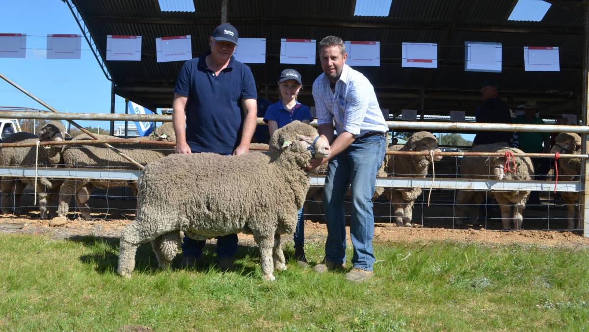 Geoff Mazzocchi, Morven with Layla and Simon Bahr, Meadow View Merinos, Henty and the top priced ram in the Meadow View draft.