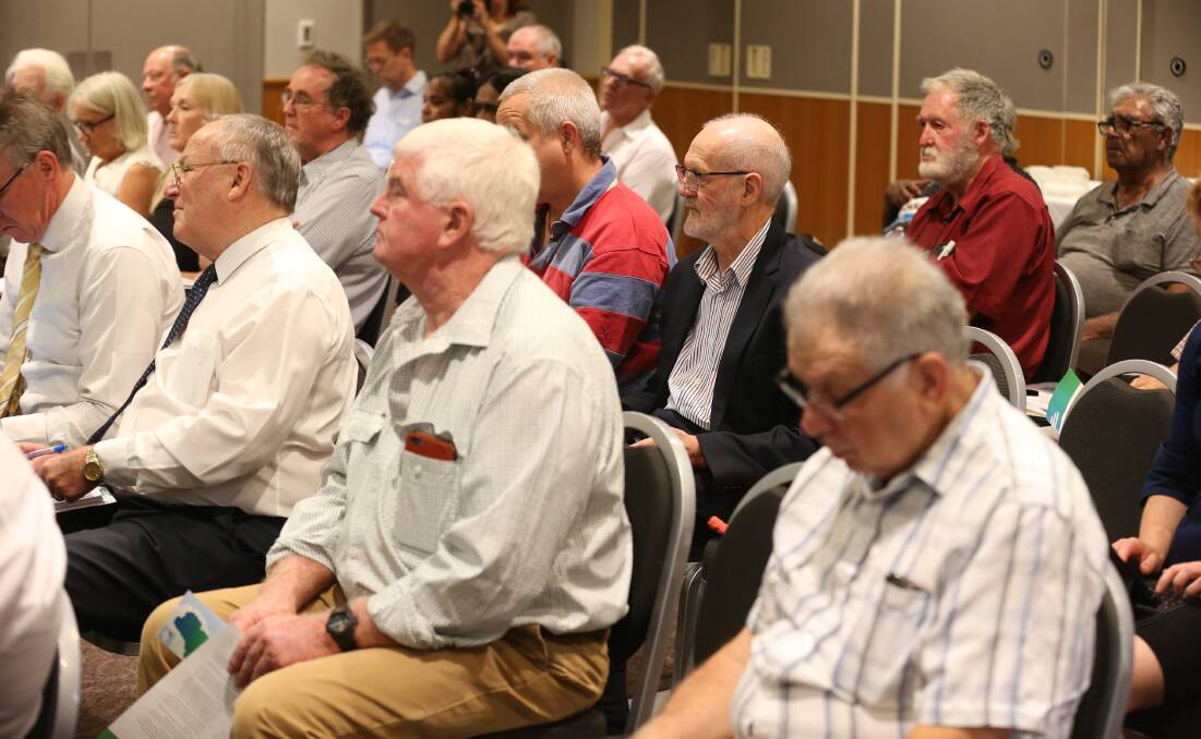 THINK TANK: Part of the crowd at Wednesday's Murray Darling Basin Royal Commission public consultation at the Albury Entertainment Centre. Picture: KYLIE ESLER