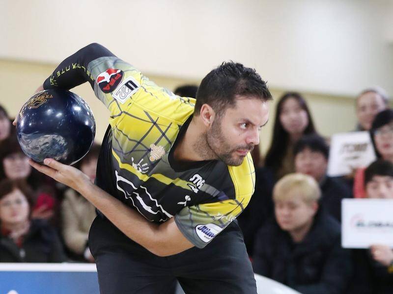 Jason Belmonte's distinctive two-handed delivery has lifted him to the top of world bowling.
