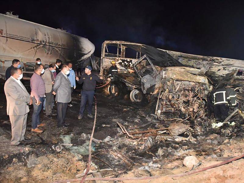 A fiery crash in southern Egypt has claimed at least 21 lives.