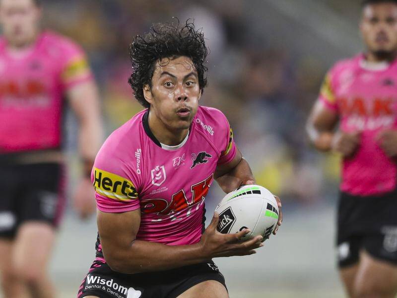 Five-eighth Jarome Luai has re-signed with the Panthers until the end of 2024.