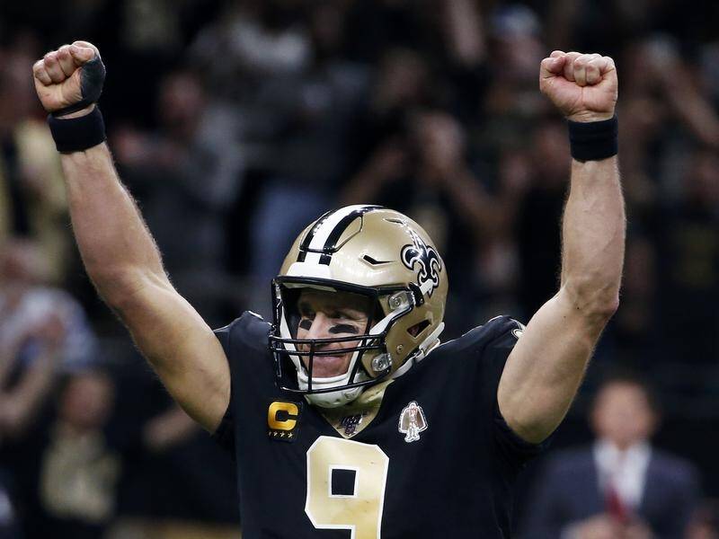 New Orleans Saints quarterback Drew Brees has apologised for comments he made about kneeling.