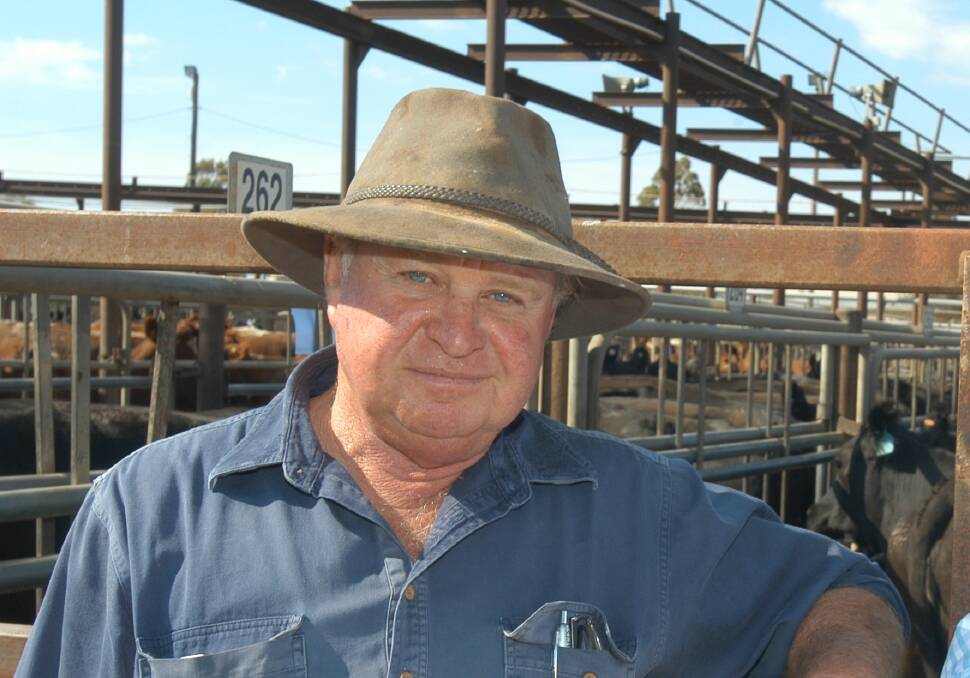 Bob McCormack, Winchendonvale, has been re-elected to National Policy Group of GrainGrowers' Association.