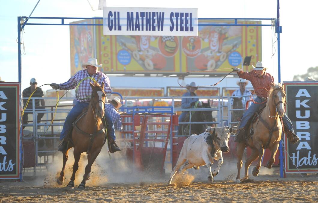 Alan Wood and Corey Heath in the team roping at the 2013 Wagga Rodeo. Pictures: Addison Hamilton